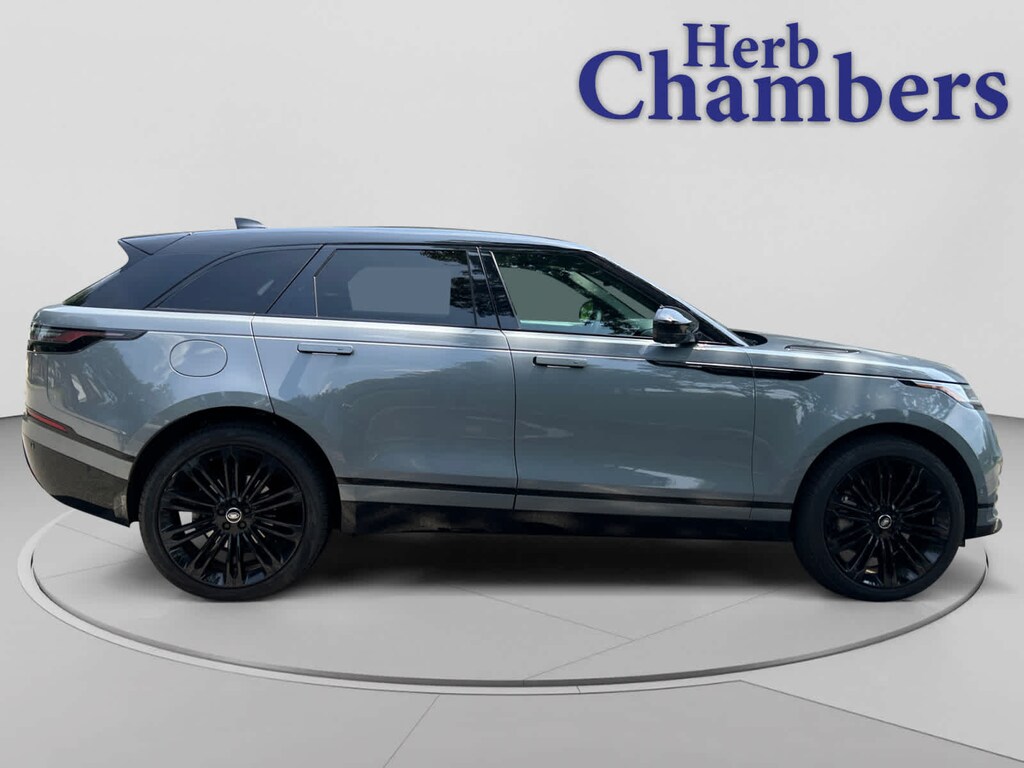 Used 2026 Land Rover Range Rover Velar Dynamic SE SUV