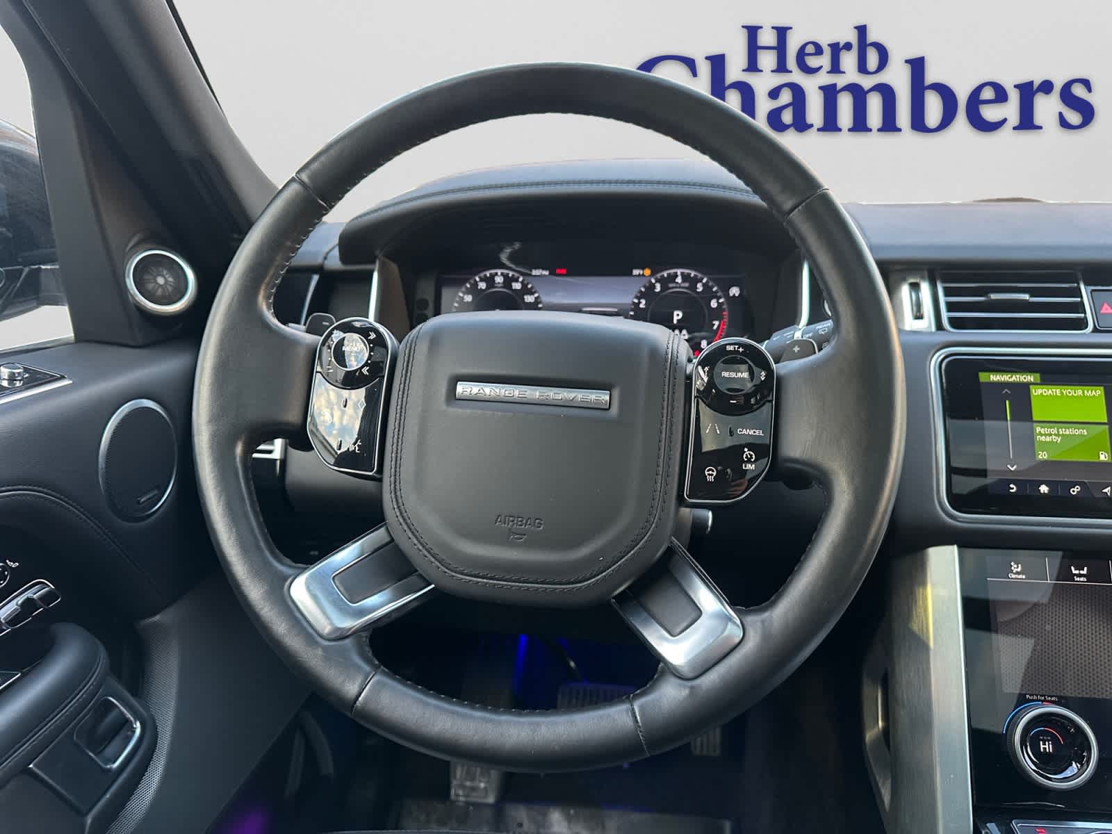 used 2020 Land Rover Range Rover car, priced at $39,000