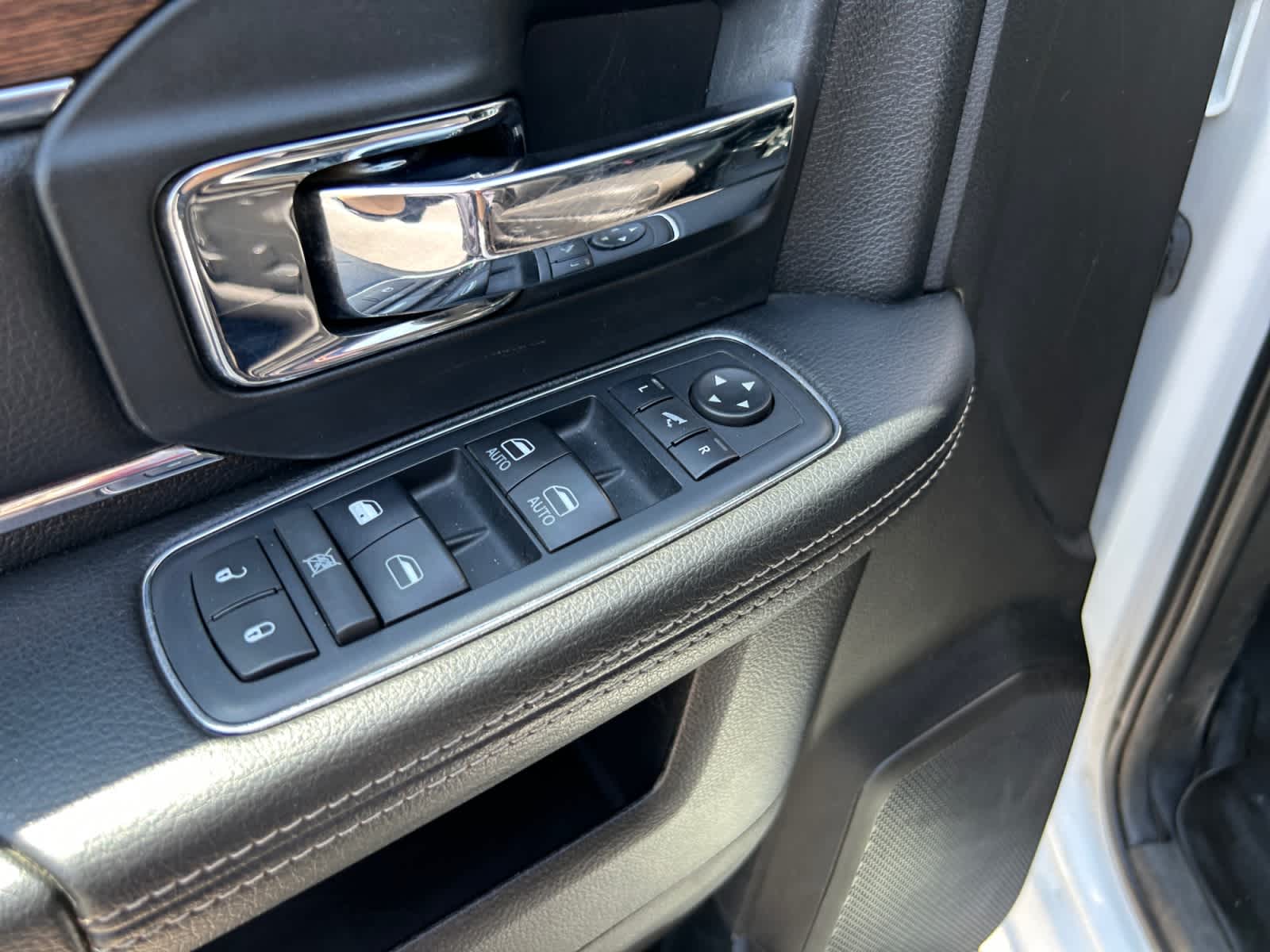 used 2017 Ram 2500 car, priced at $33,544