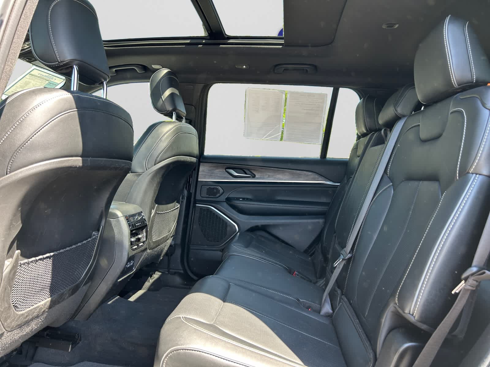 used 2023 Jeep Grand Cherokee car, priced at $36,427