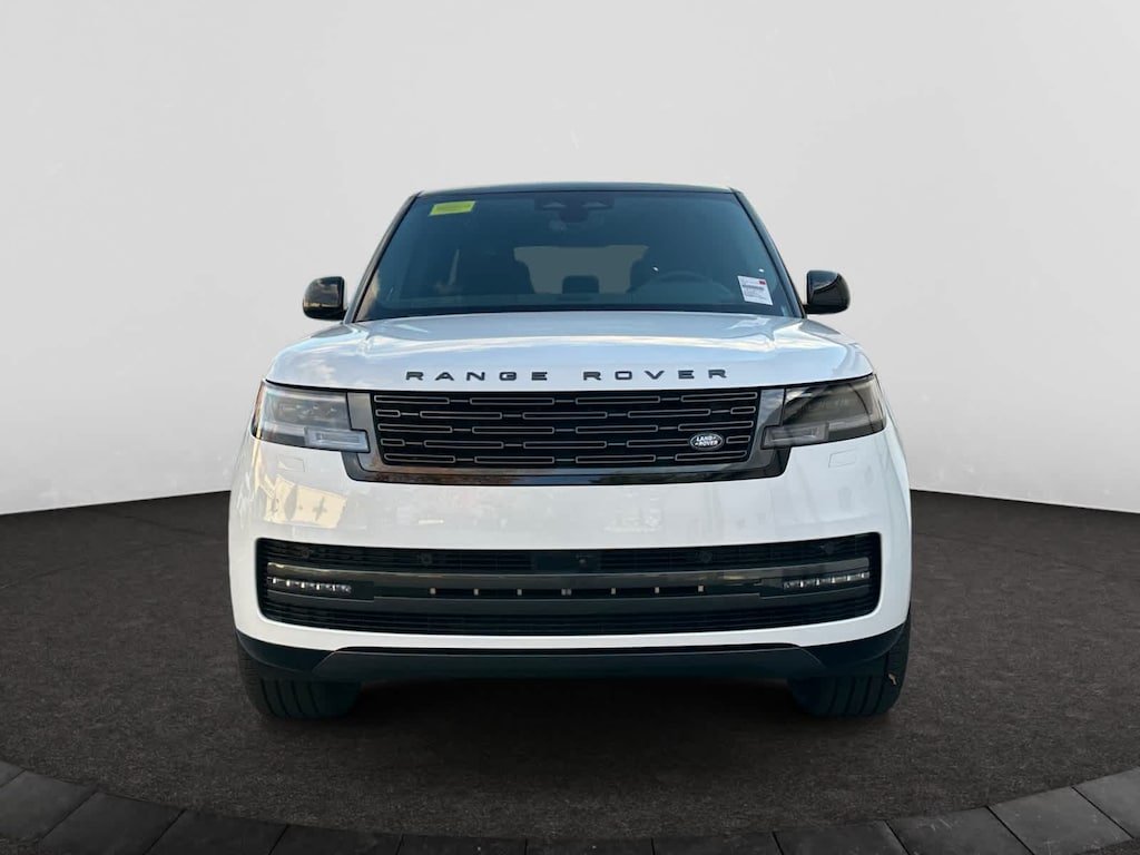 New 2025 Land Rover Range Rover SE SWB SUV
