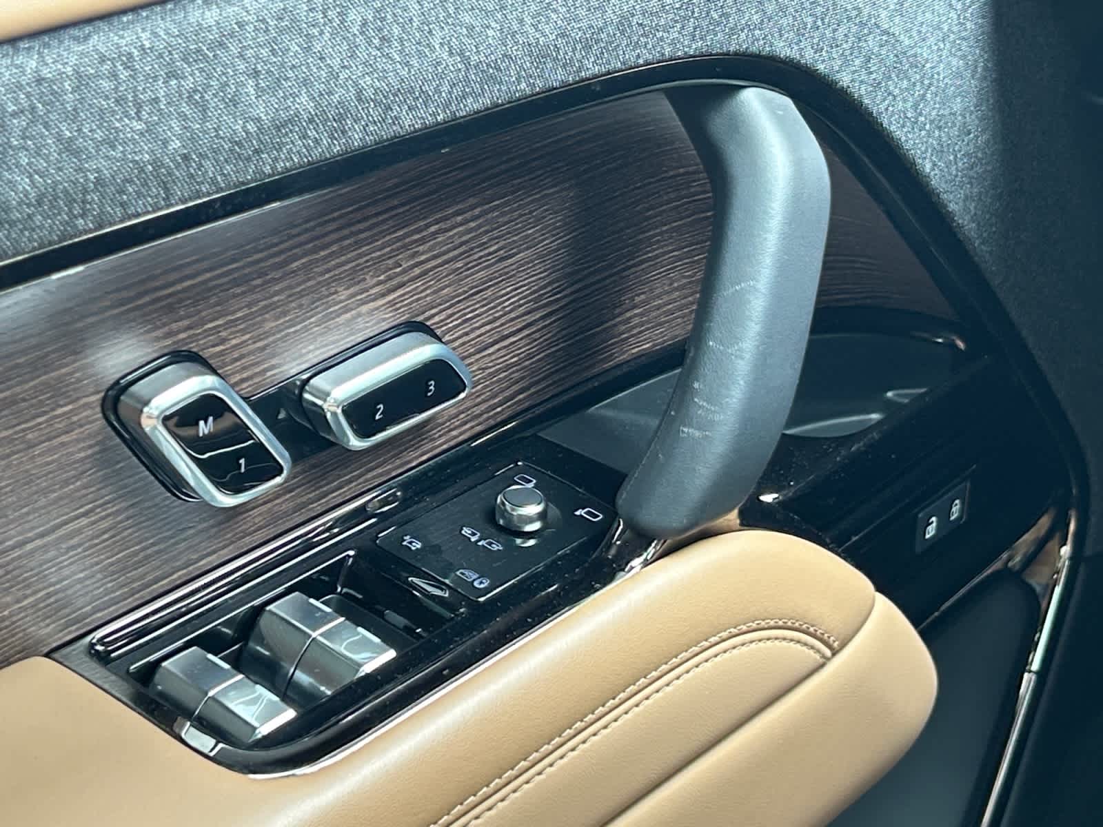 used 2024 Land Rover Range Rover Sport car, priced at $69,888