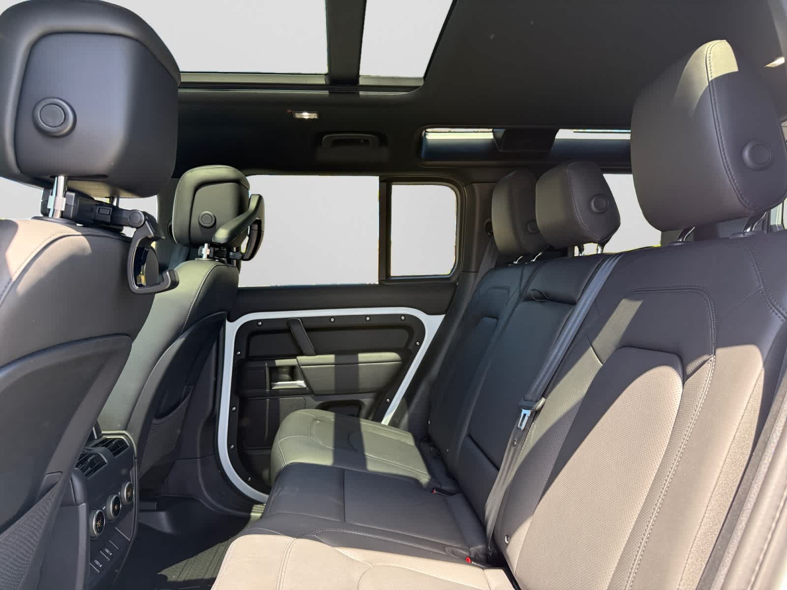 new 2026 Land Rover Defender 110 car, priced at $87,566