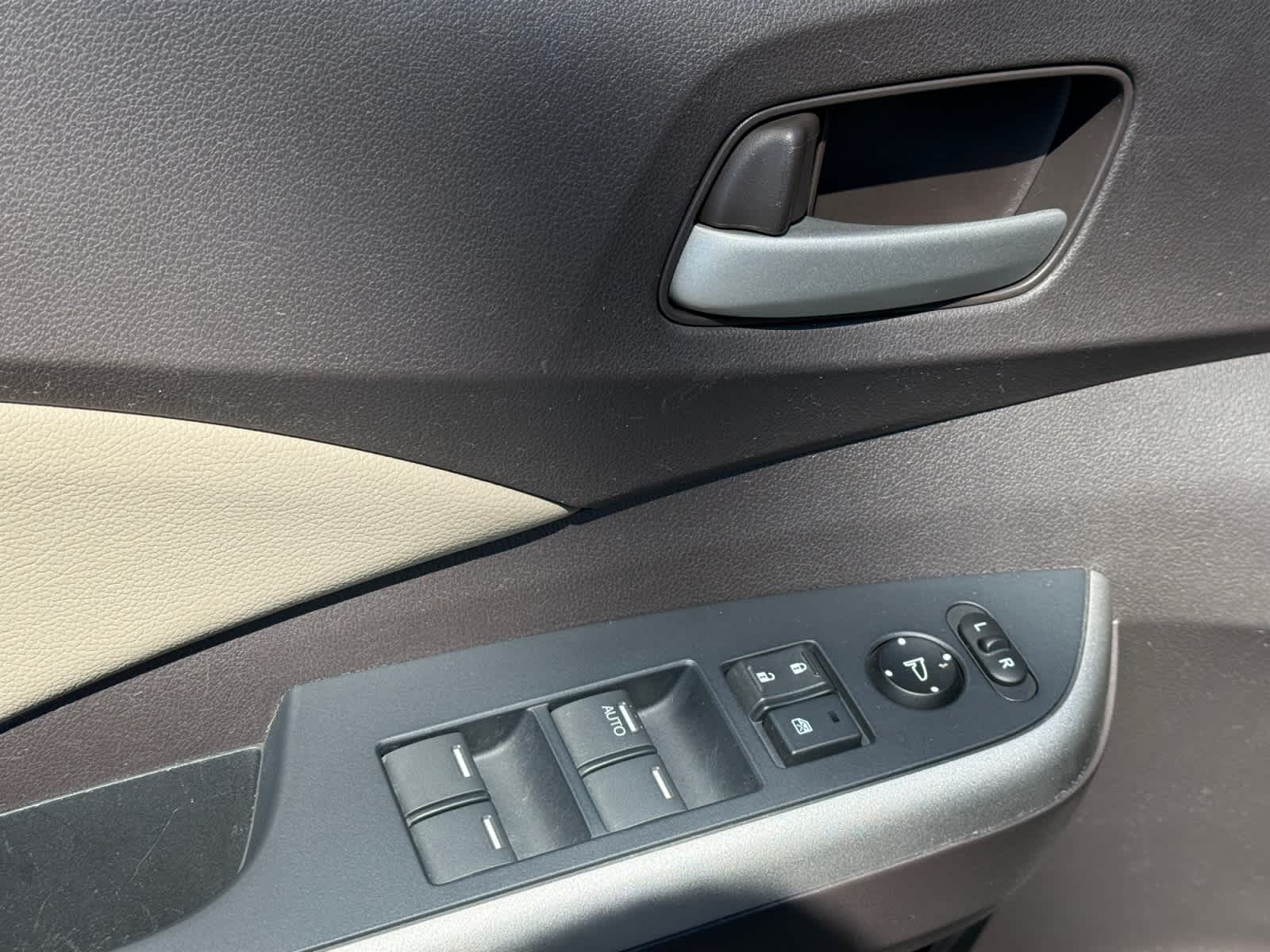 used 2014 Honda CR-V car, priced at $16,500