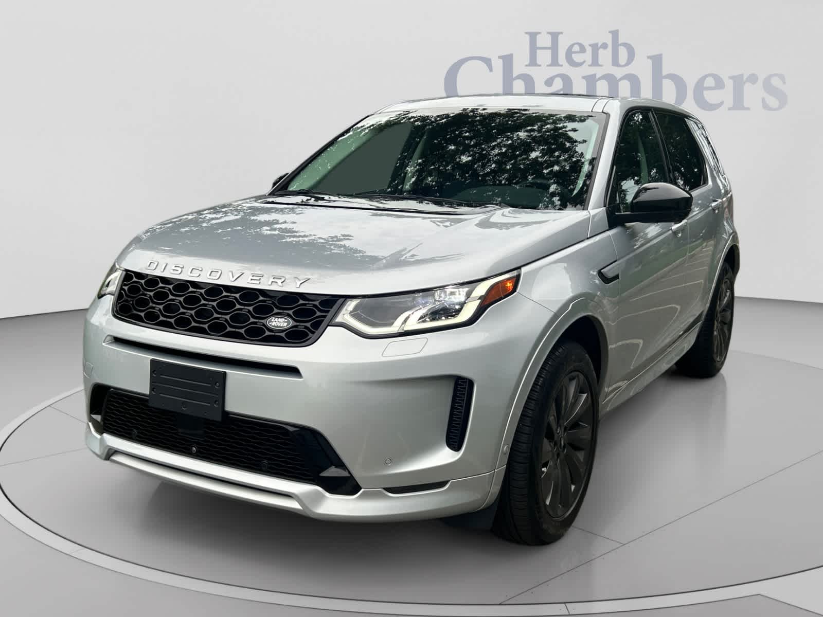 Hakuba Silver Metallic 2025 Land Rover Discovery Sport SUV / Crossover All-Wheel Drive 