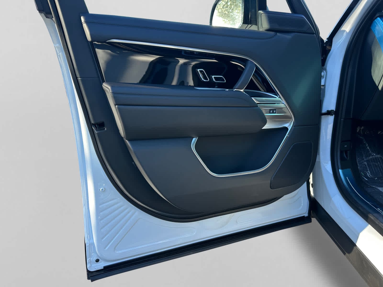 new 2026 Land Rover Range Rover car, priced at $155,320