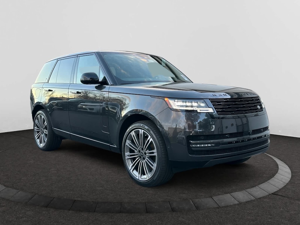 New 2025 Land Rover Range Rover SE SWB SUV