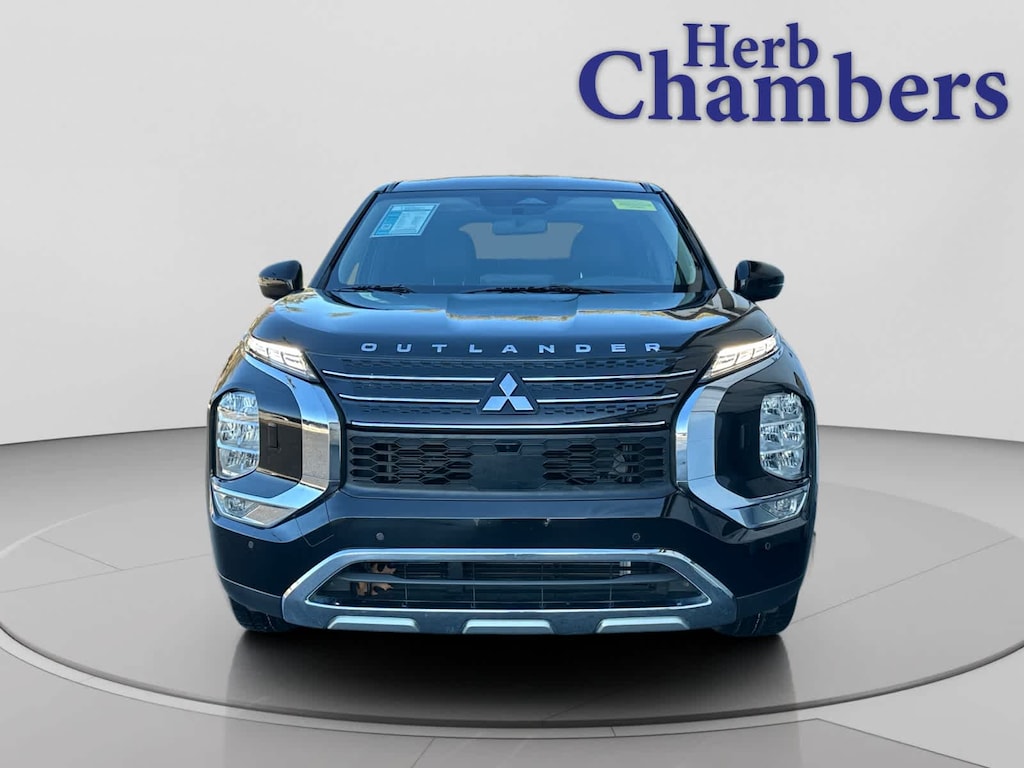 Used 2022 Mitsubishi Outlander SE CUV