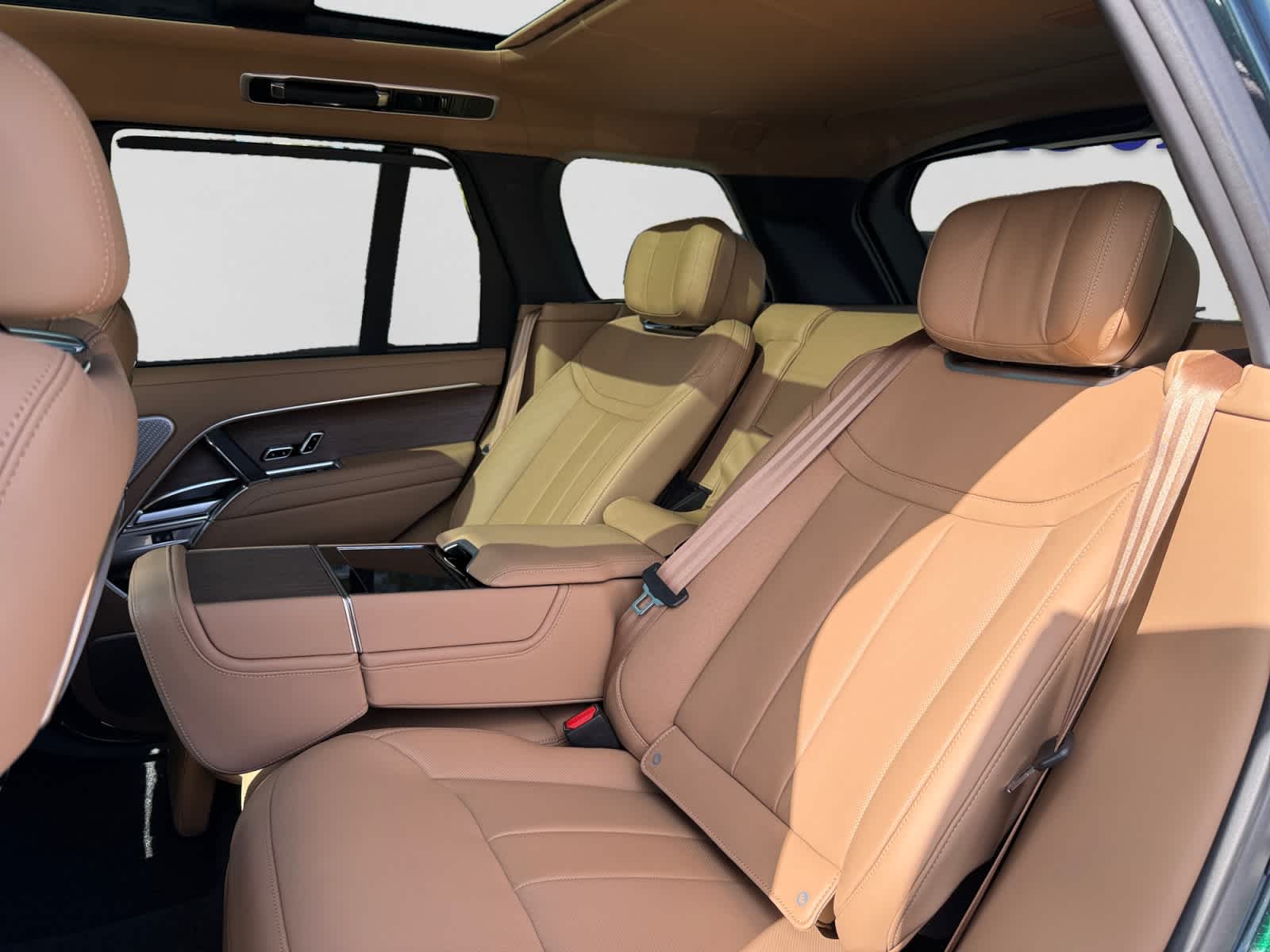 new 2026 Land Rover Range Rover car, priced at $195,060