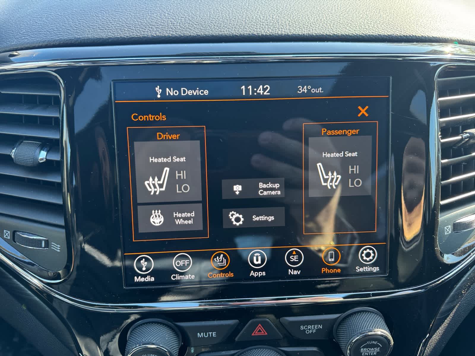 used 2021 Jeep Grand Cherokee car, priced at $25,000