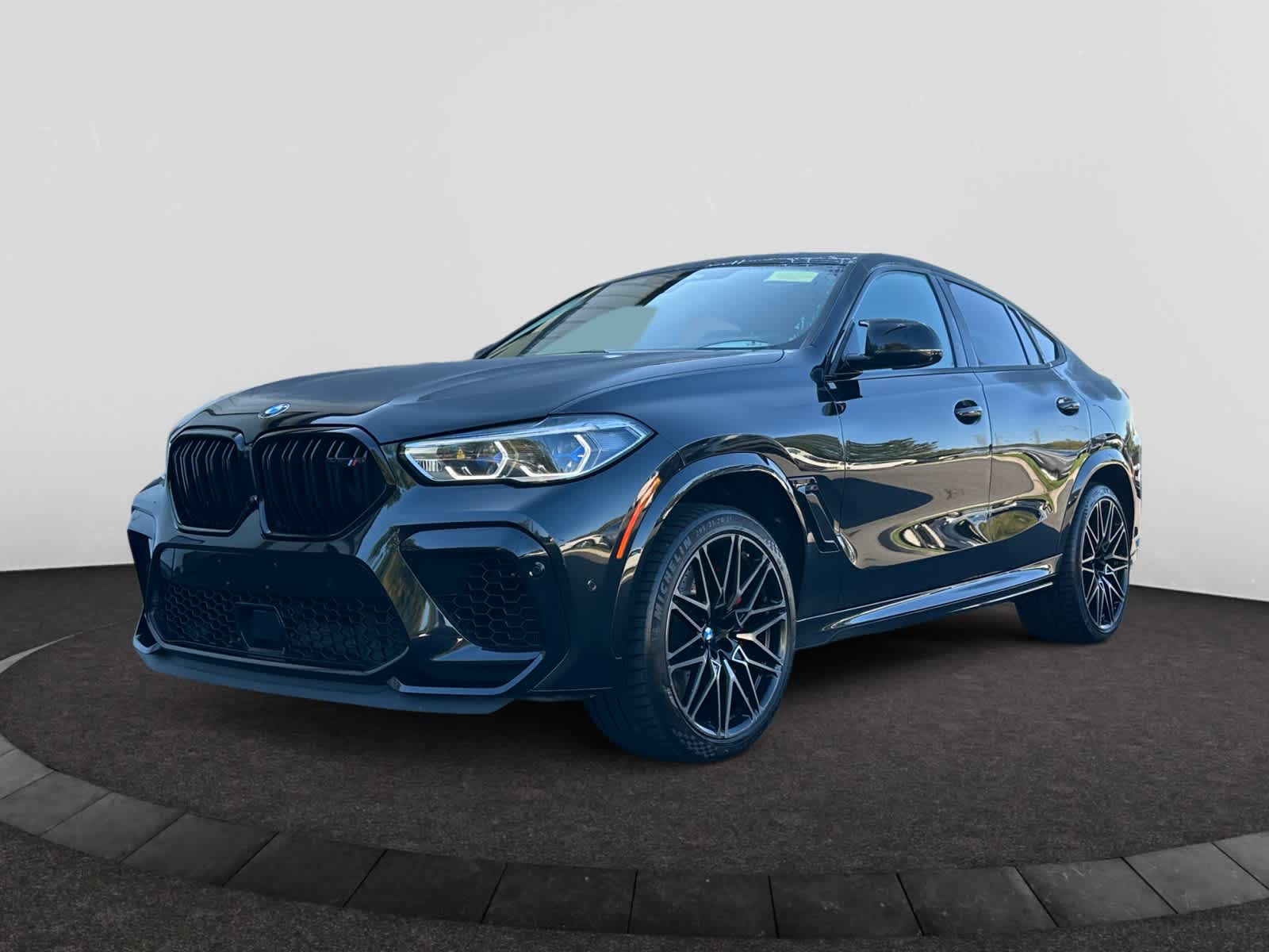 2021 BMW X6 M SUV 