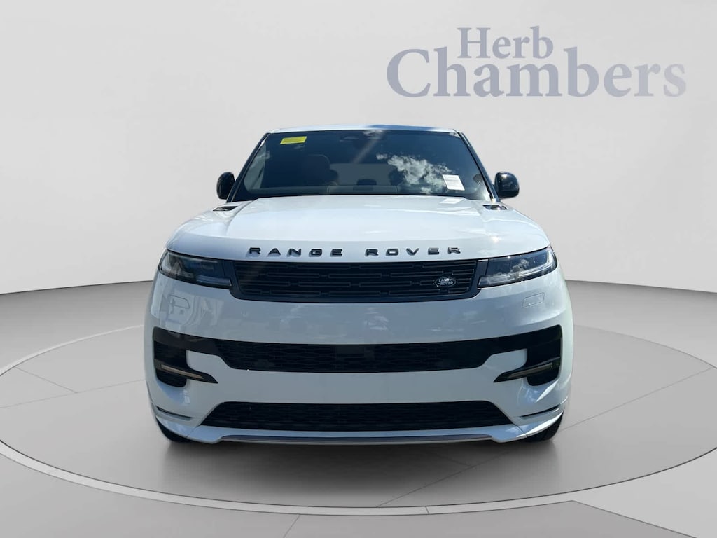 New 2026 Land Rover Range Rover Sport Dynamic SE SUV
