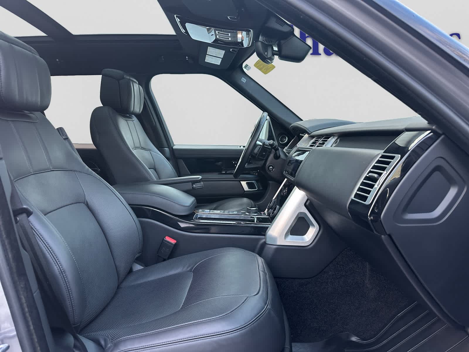 used 2020 Land Rover Range Rover car, priced at $39,000