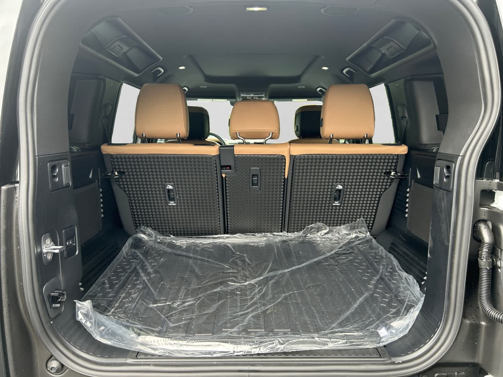 new 2026 Land Rover Defender 110 car, priced at $87,281