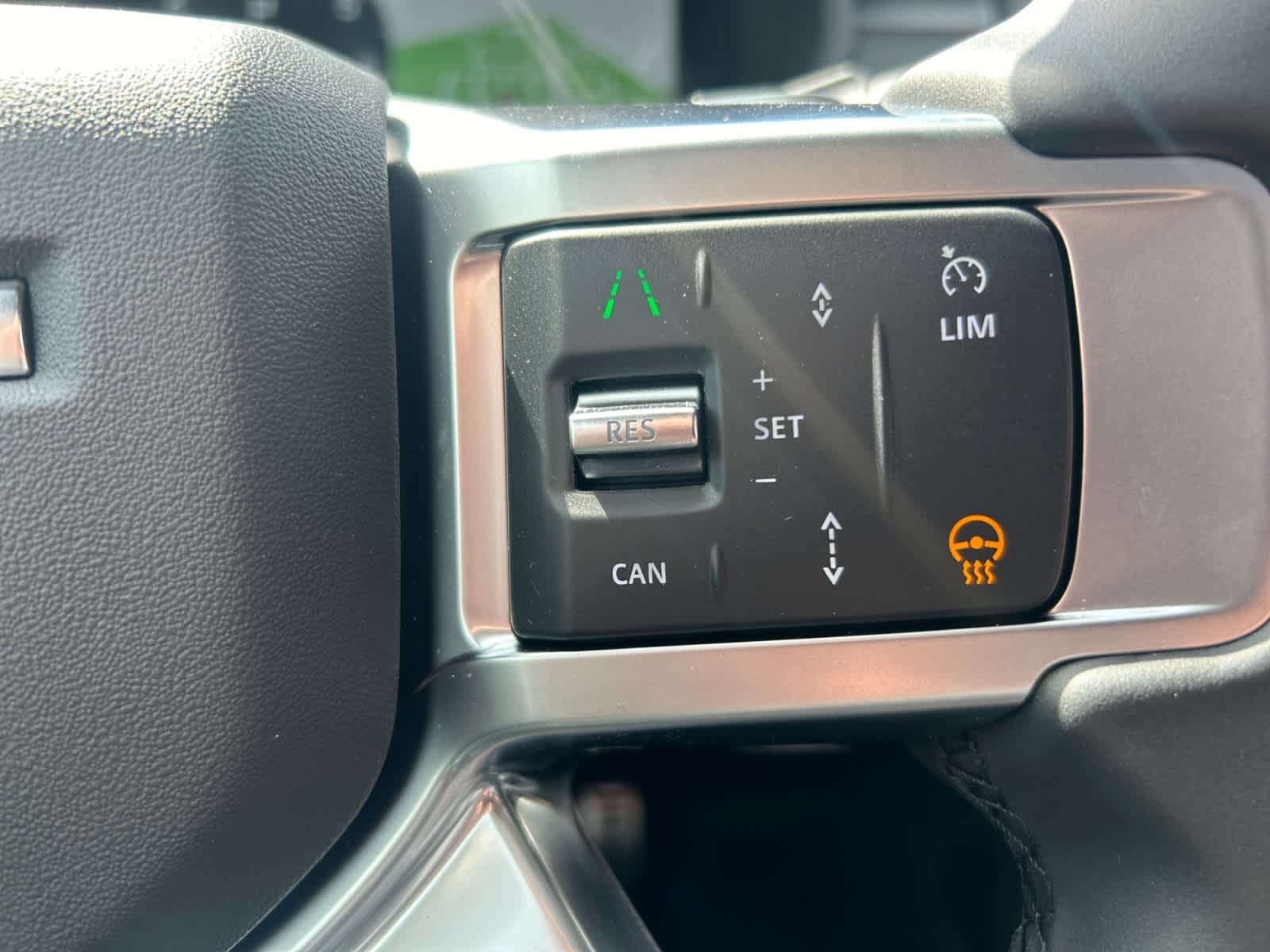 new 2026 Land Rover Discovery car, priced at $79,671