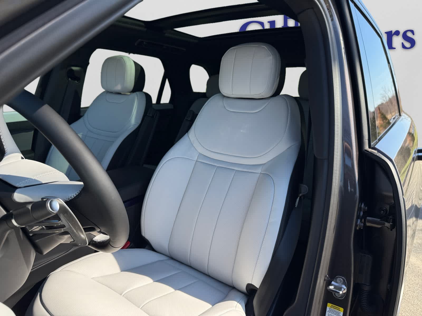 new 2026 Land Rover Range Rover Sport car, priced at $105,850