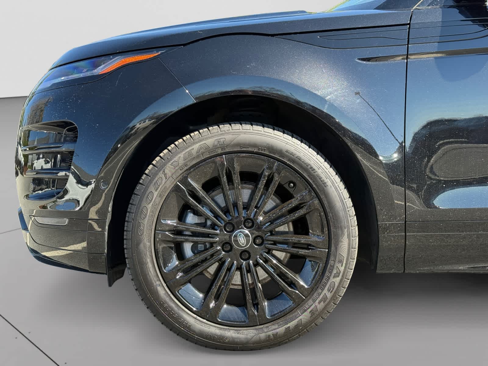 used 2025 Land Rover Range Rover Evoque car, priced at $42,000