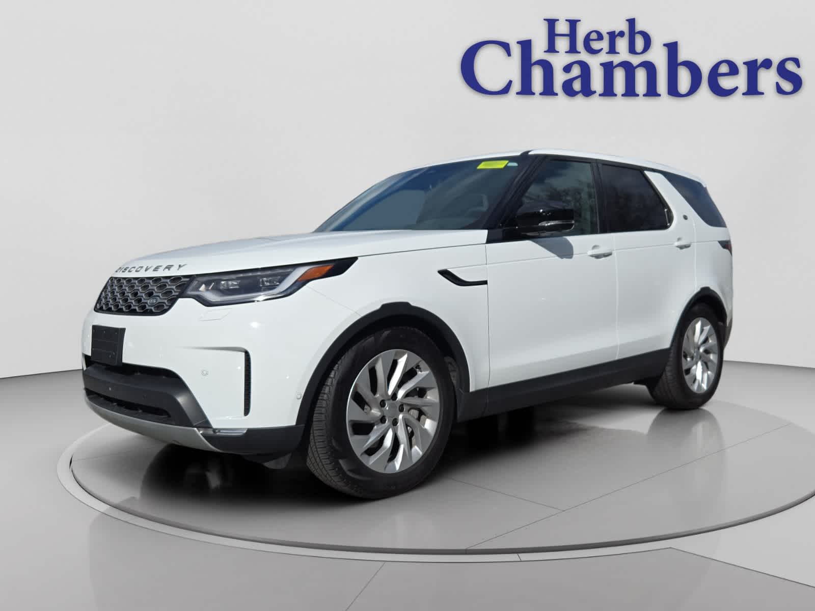 2025 Land Rover Discovery P300 S AWD