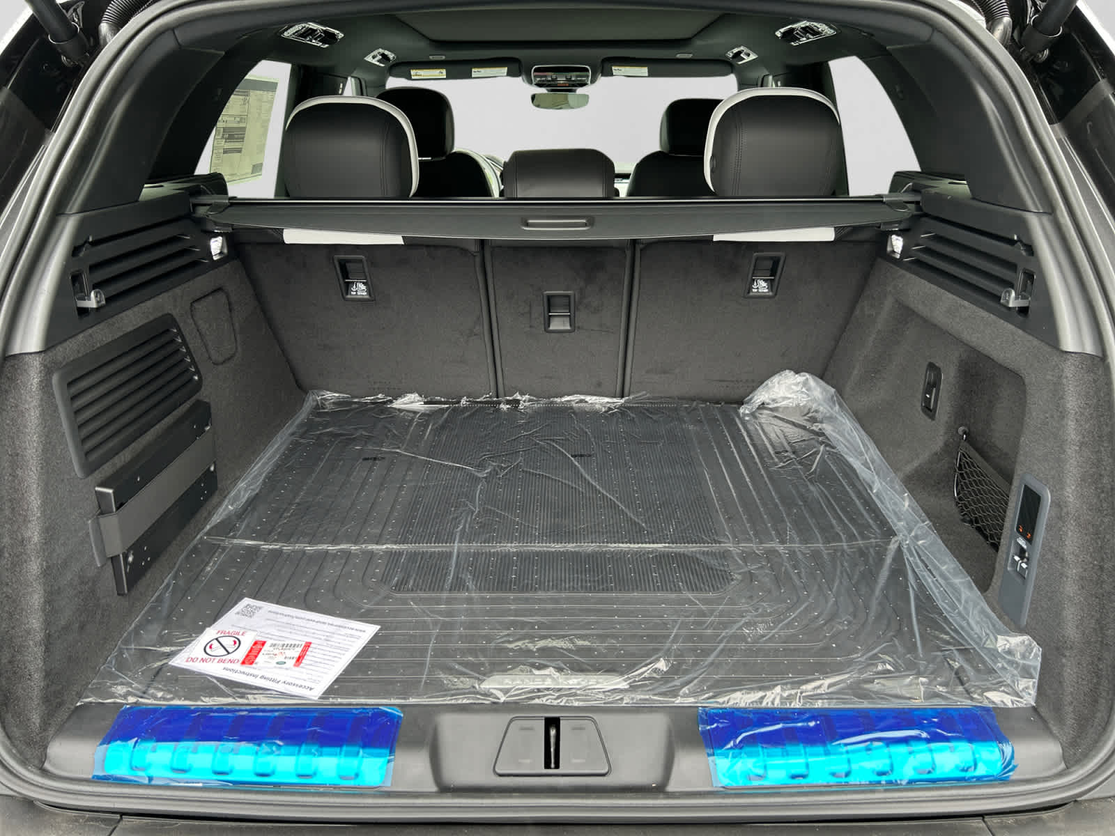 new 2026 Land Rover Range Rover Sport car, priced at $118,485