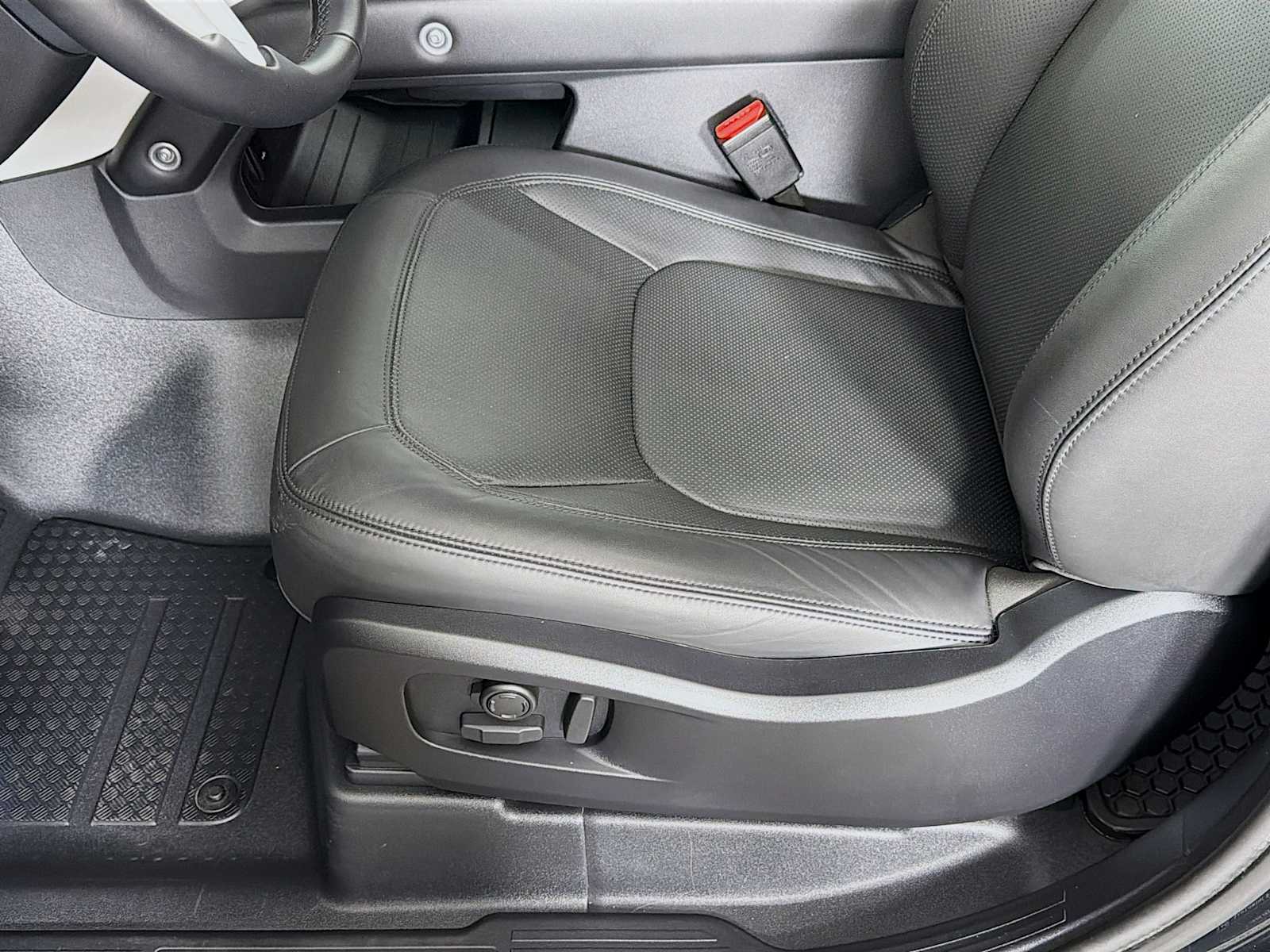 used 2025 Land Rover Defender 90 car, priced at $66,200