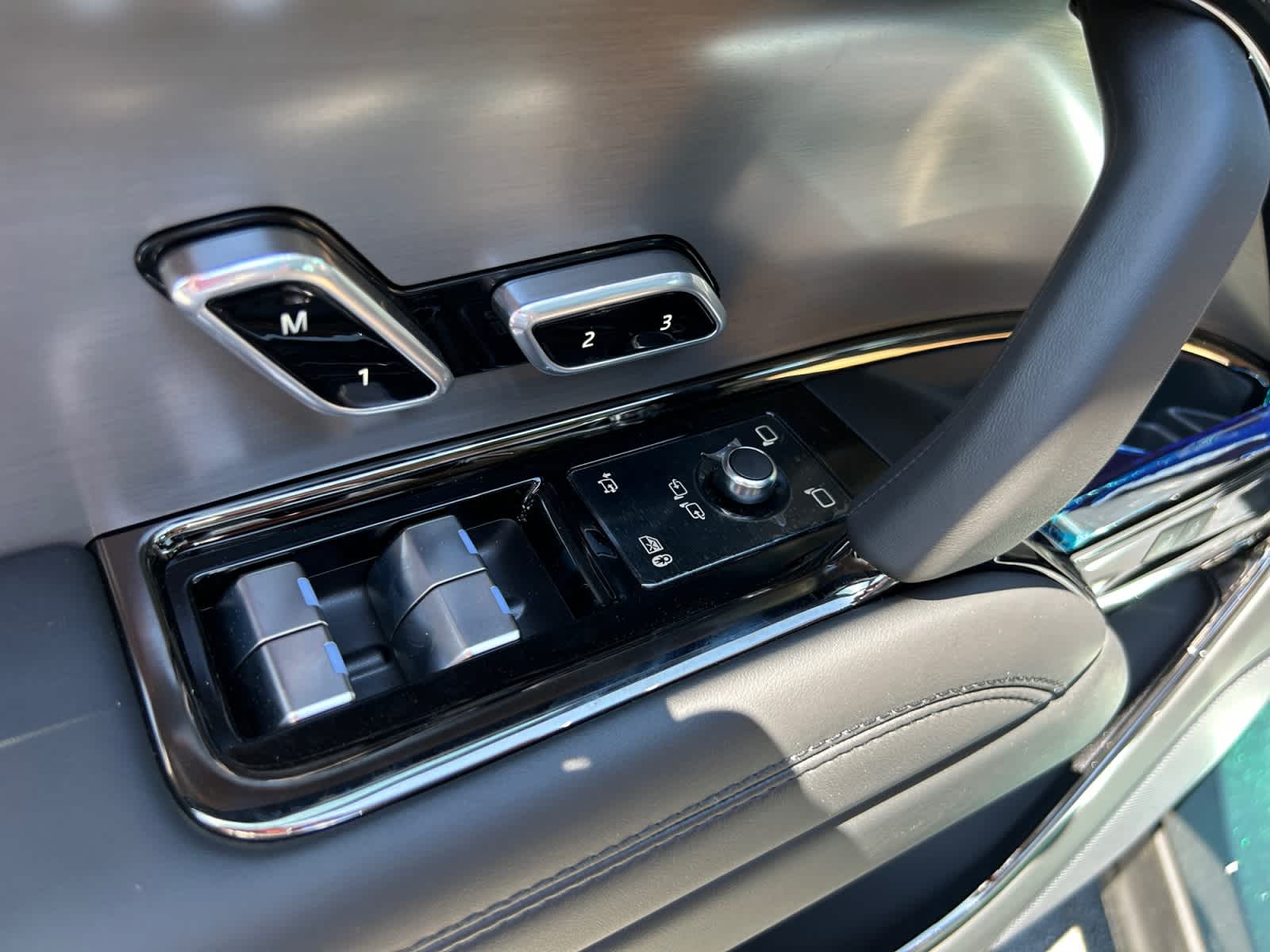 new 2026 Land Rover Range Rover Sport car, priced at $122,895