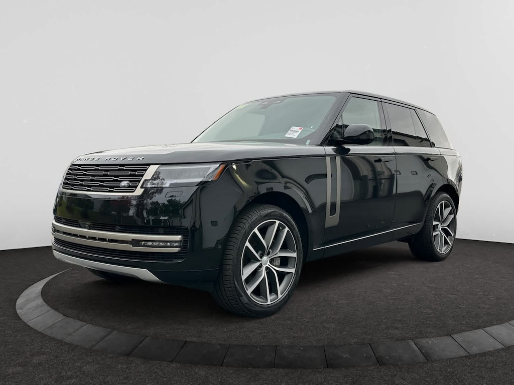 New 2025 Land Rover Range Rover SE SWB SUV
