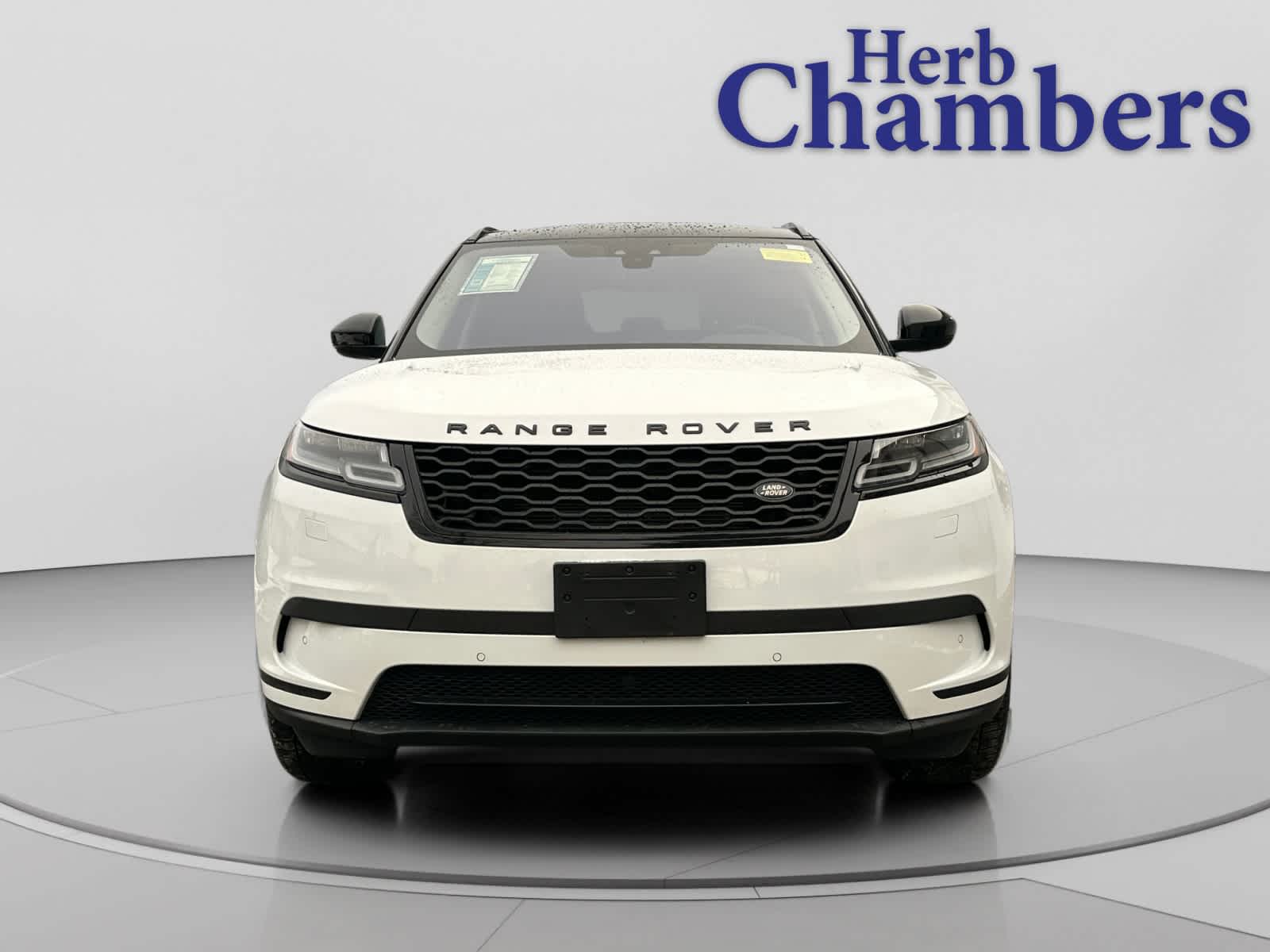 used 2020 Land Rover Range Rover Velar car, priced at $25,000