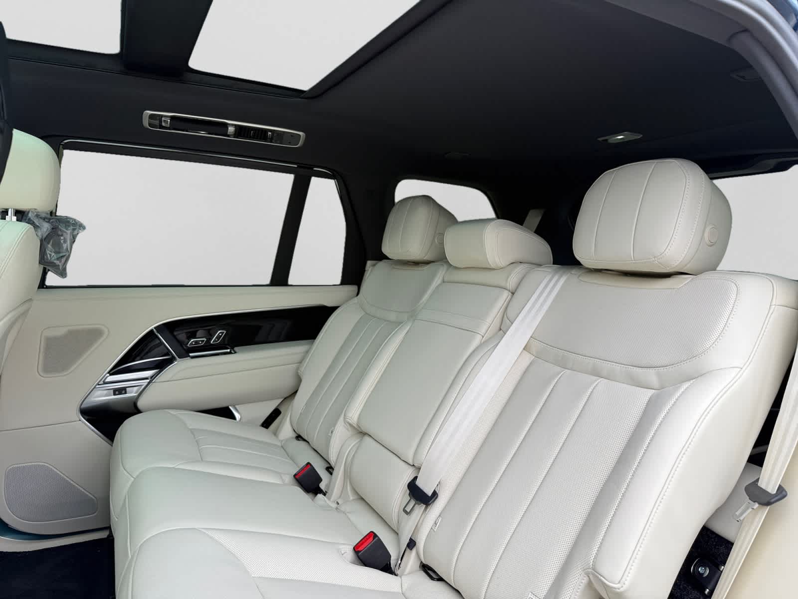 new 2026 Land Rover Range Rover car, priced at $168,660