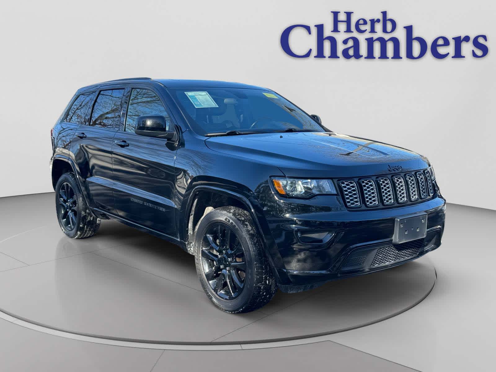 used 2021 Jeep Grand Cherokee car, priced at $25,000