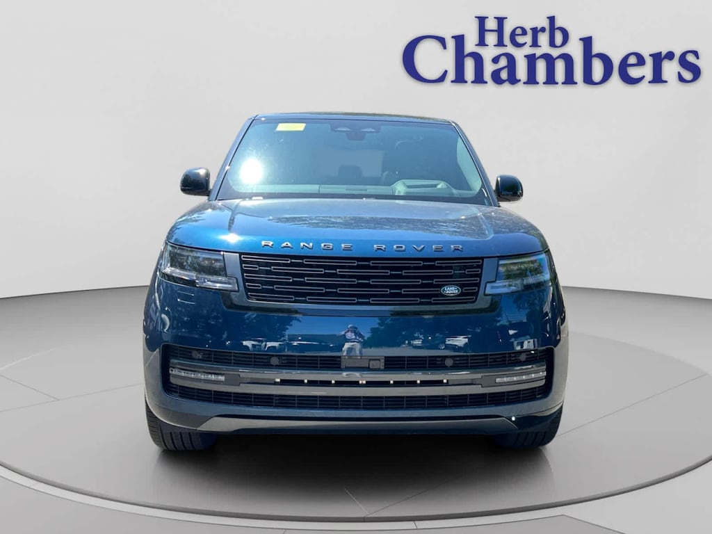 New 2026 Land Rover Range Rover SE SWB SUV