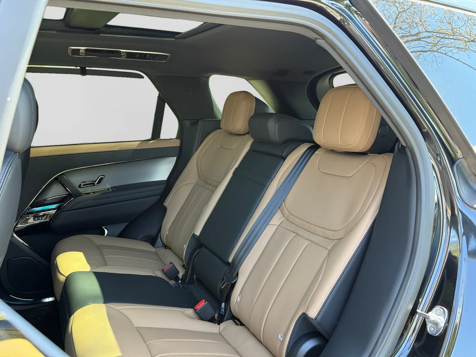 new 2026 Land Rover Range Rover Sport car, priced at $106,630