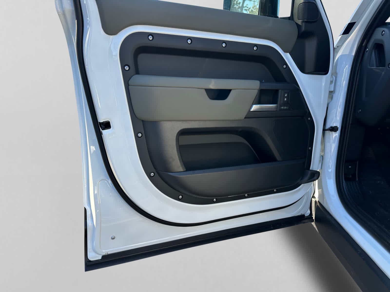 new 2026 Land Rover Defender 110 car, priced at $85,866