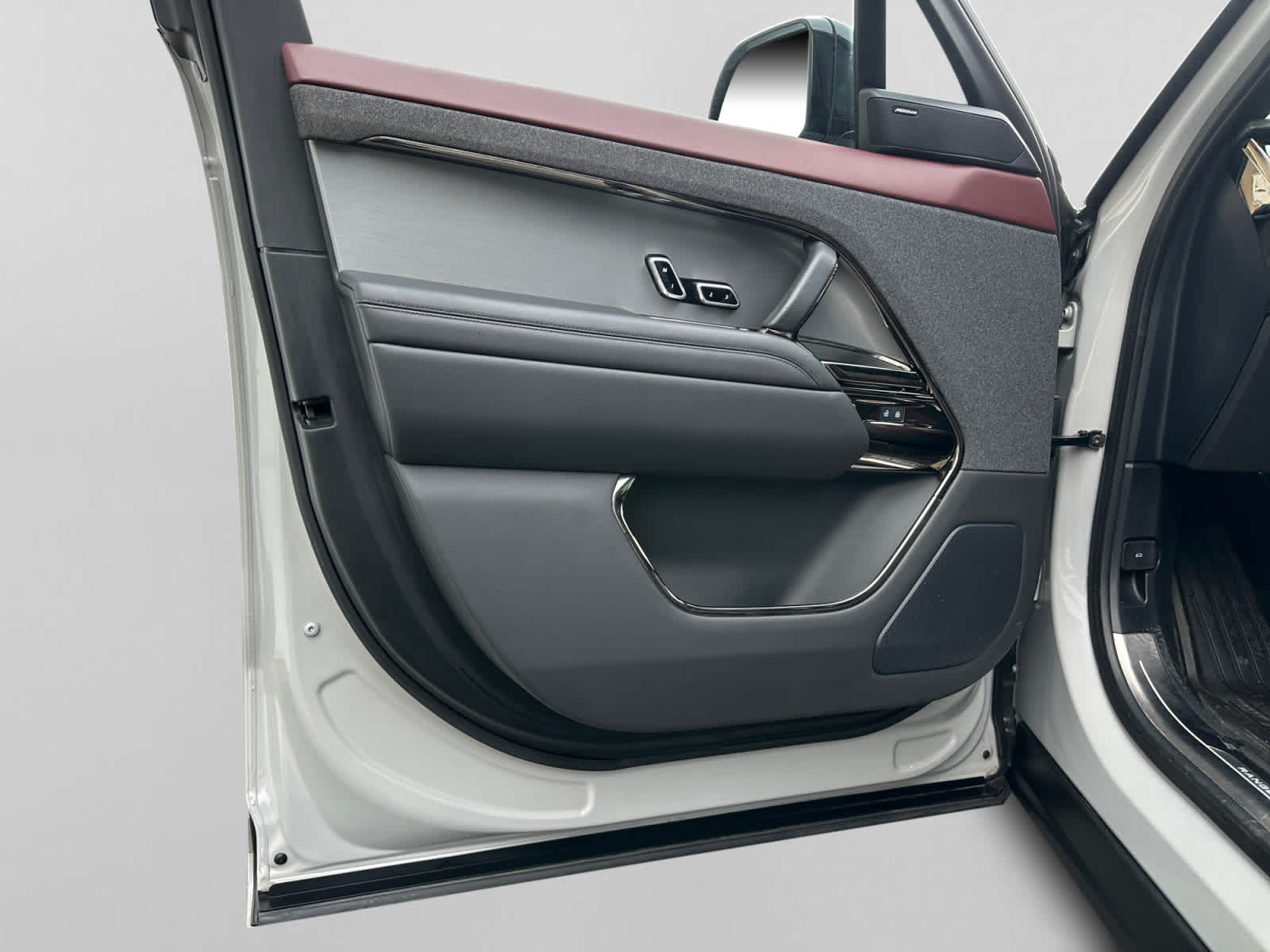 used 2024 Land Rover Range Rover Sport car, priced at $72,000