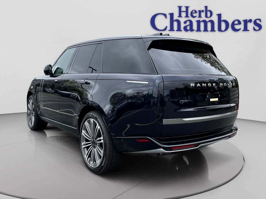 New 2026 Land Rover Range Rover SE SWB SUV