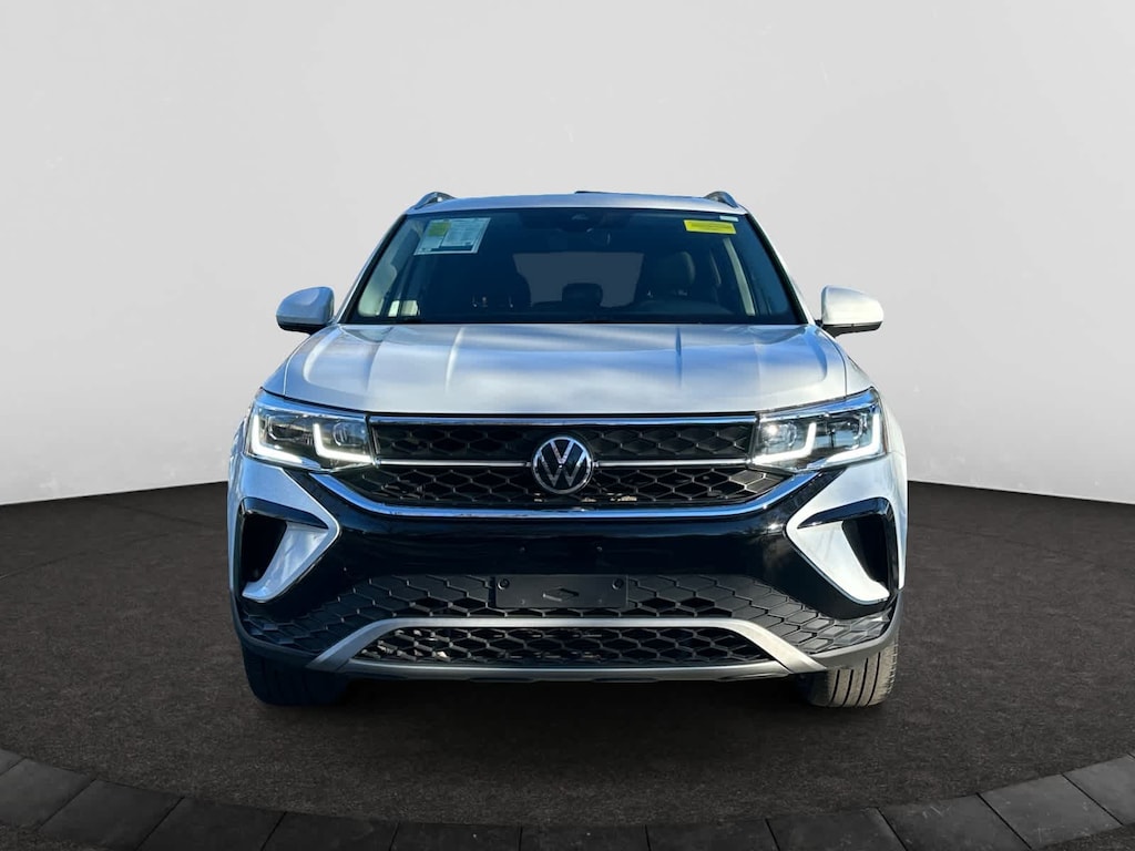 Used 2022 Volkswagen Taos 1.5T SEL 4MOTION SUV