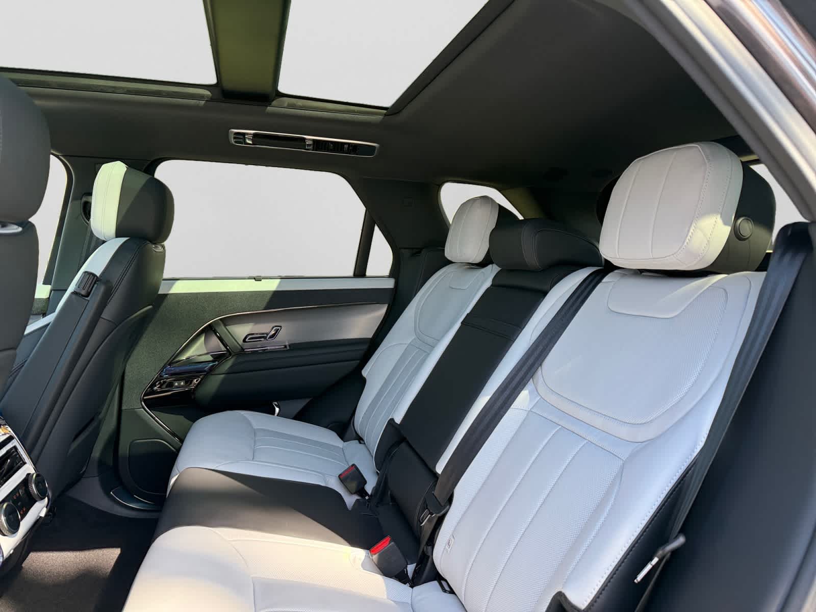 new 2026 Land Rover Range Rover Sport car, priced at $105,850