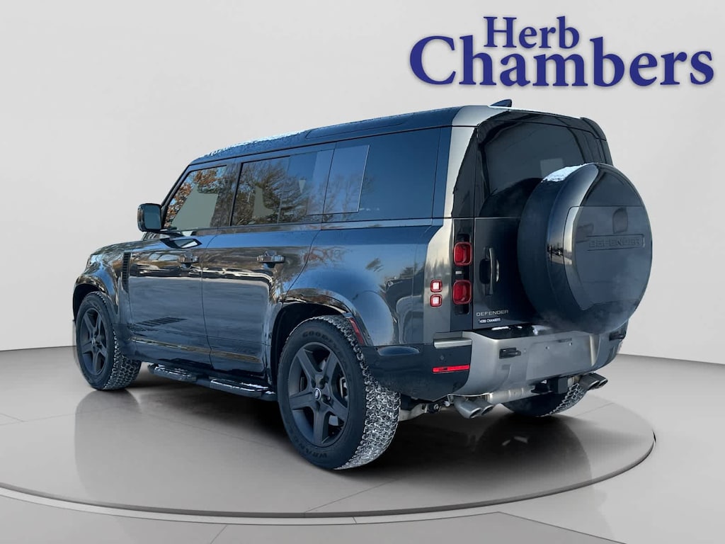 Used 2025 Land Rover Defender 110 X-Dynamic SE SUV