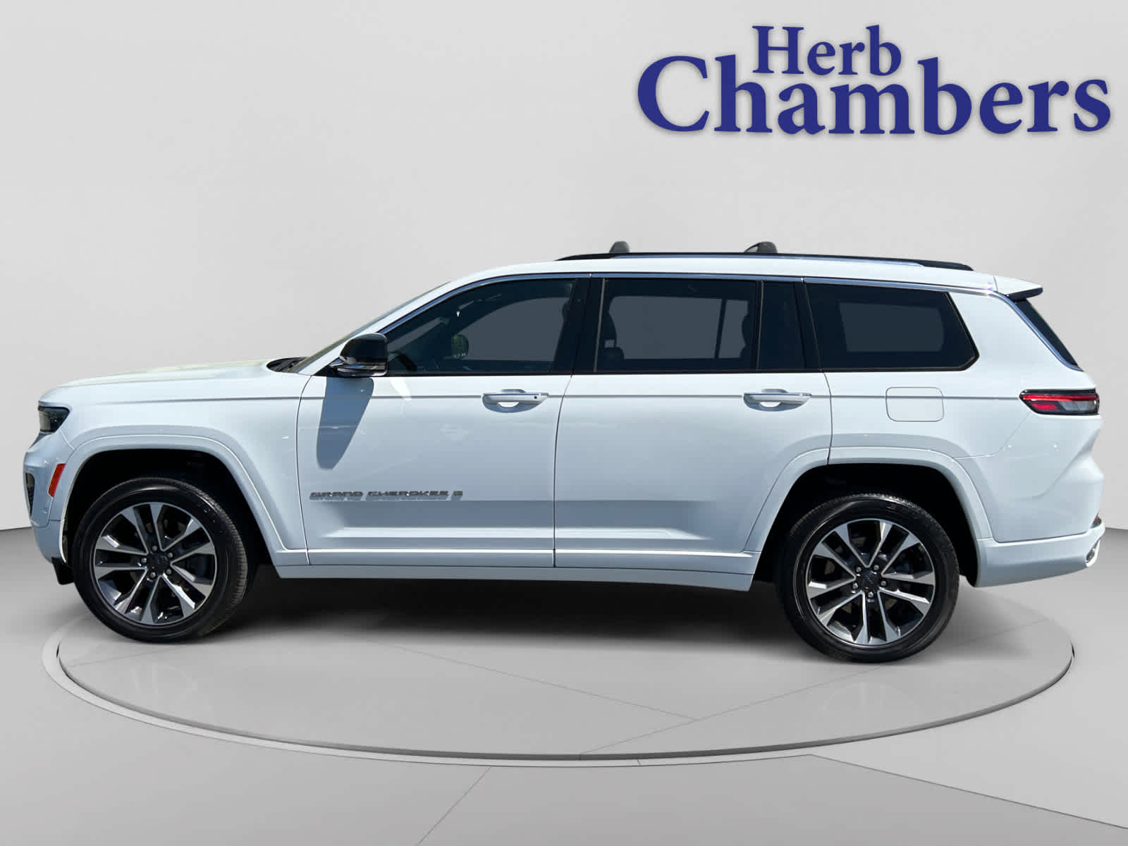 used 2023 Jeep Grand Cherokee car, priced at $36,427