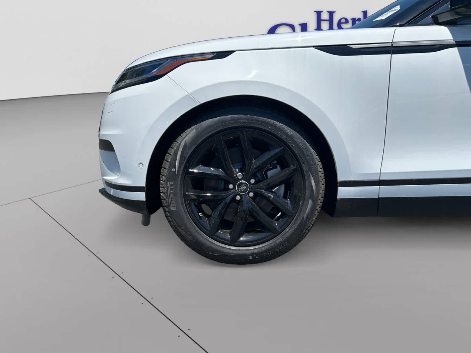 2026 Land Rover Range Rover Velar S - Photo 19