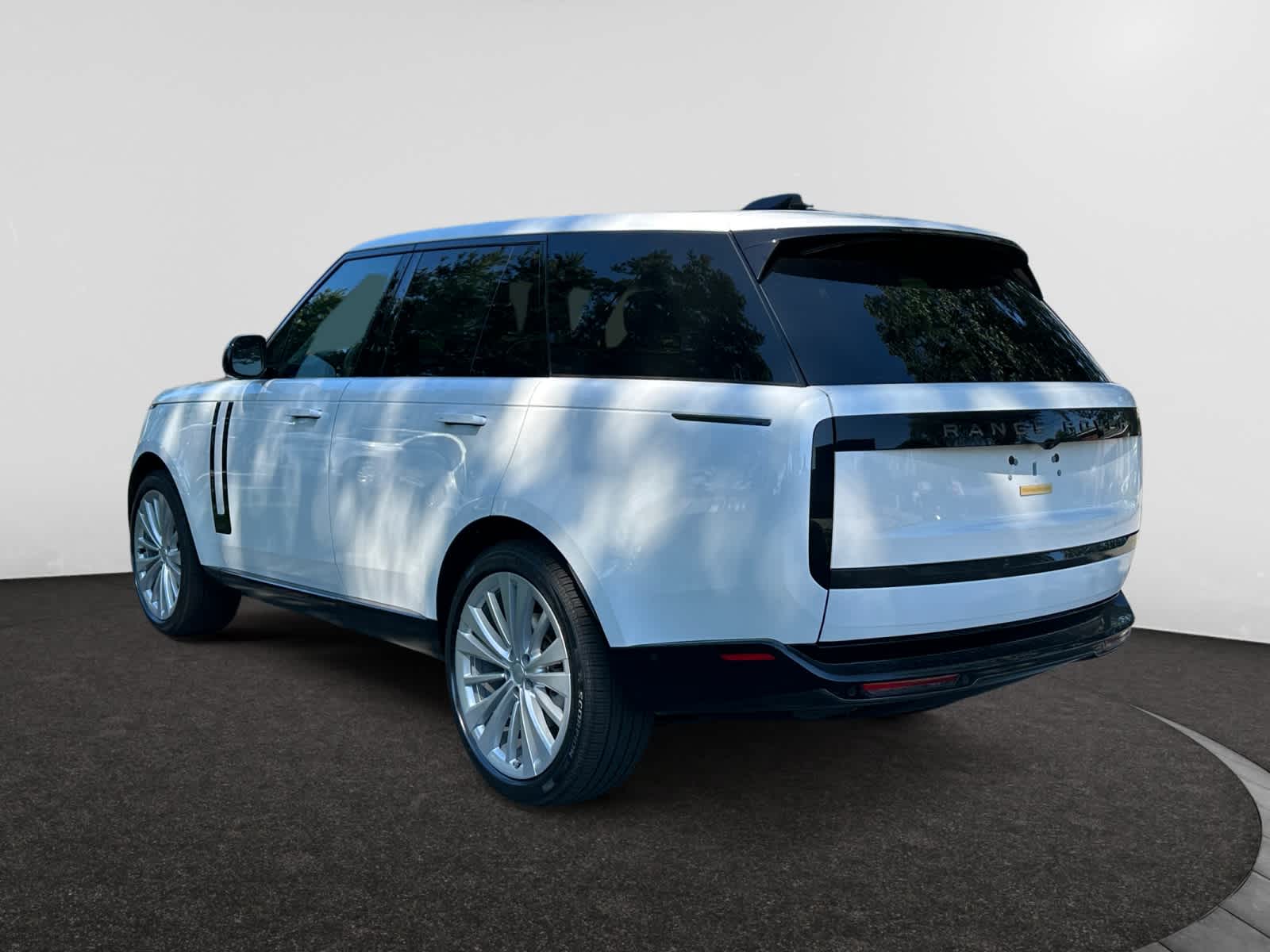 new 2025 Land Rover Range Rover car, priced at $130,730