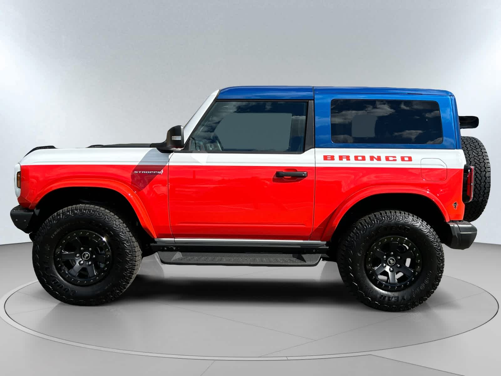 2025 Ford Bronco 2-Door Stroppe - Photo 6