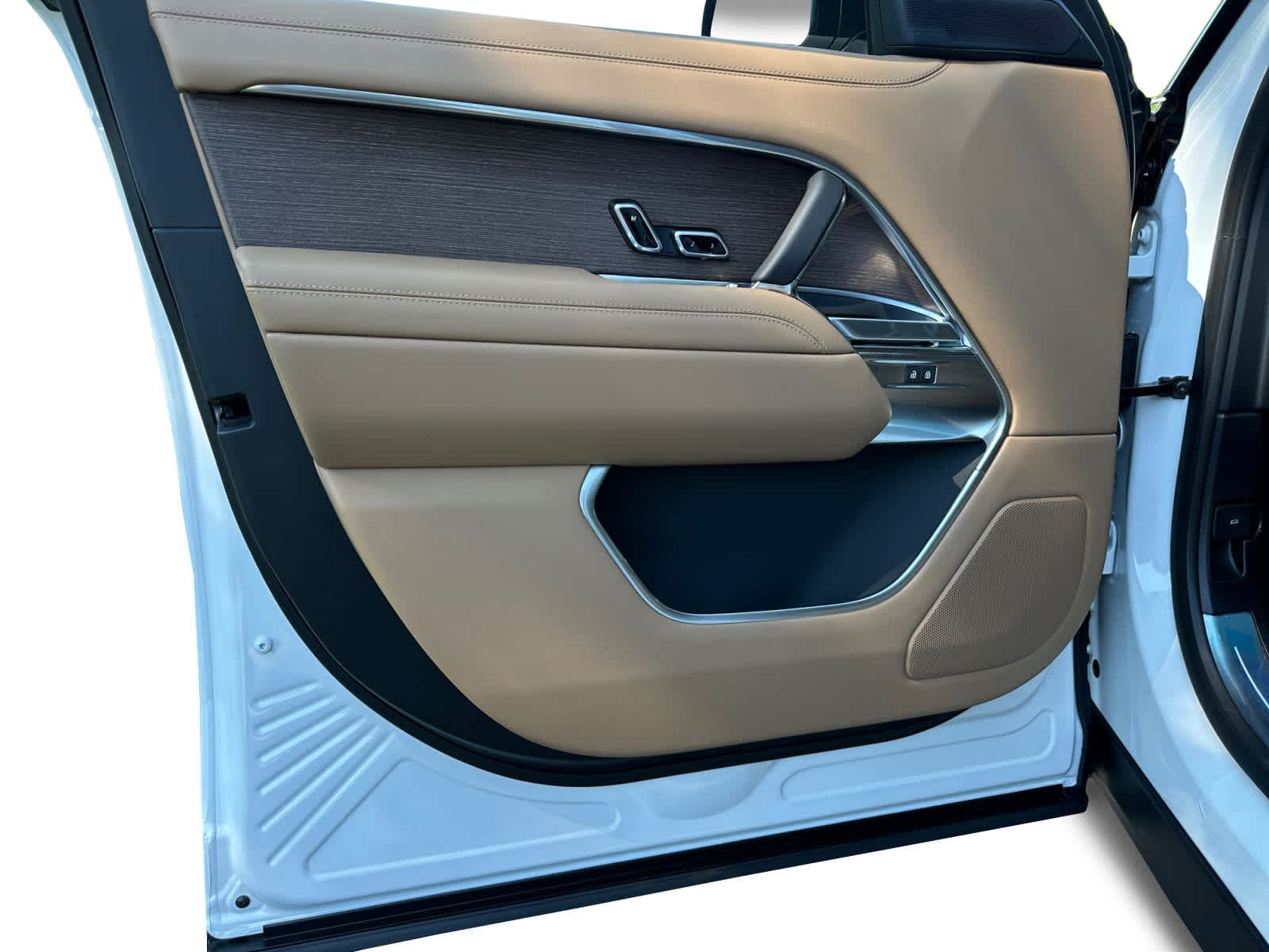 new 2025 Land Rover Range Rover car, priced at $130,730