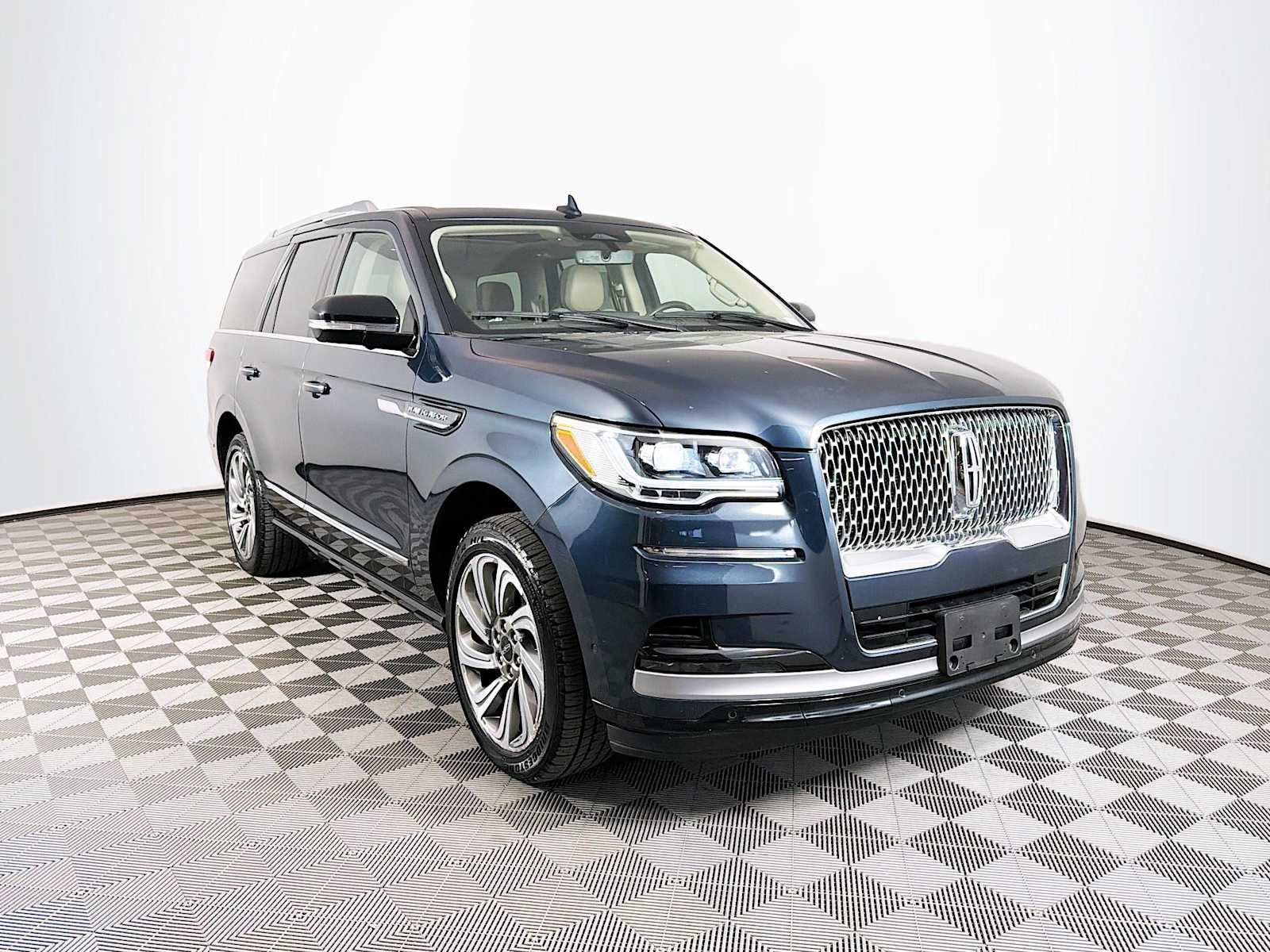 used 2022 Lincoln Navigator car, priced at $48,790