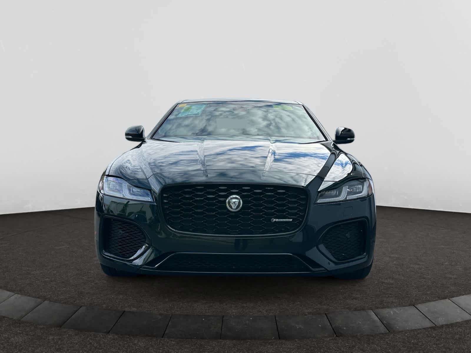 2024 Jaguar XF P300 R-Dynamic SE photo 2