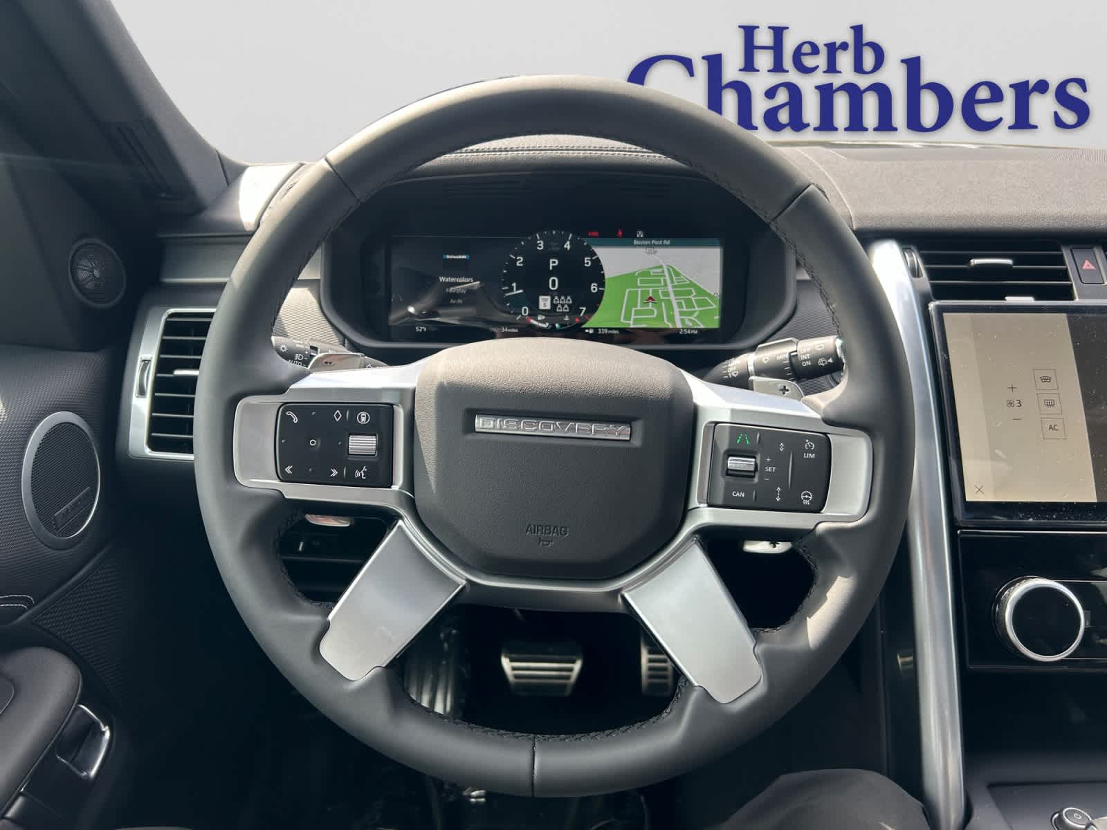 new 2026 Land Rover Discovery car, priced at $79,671