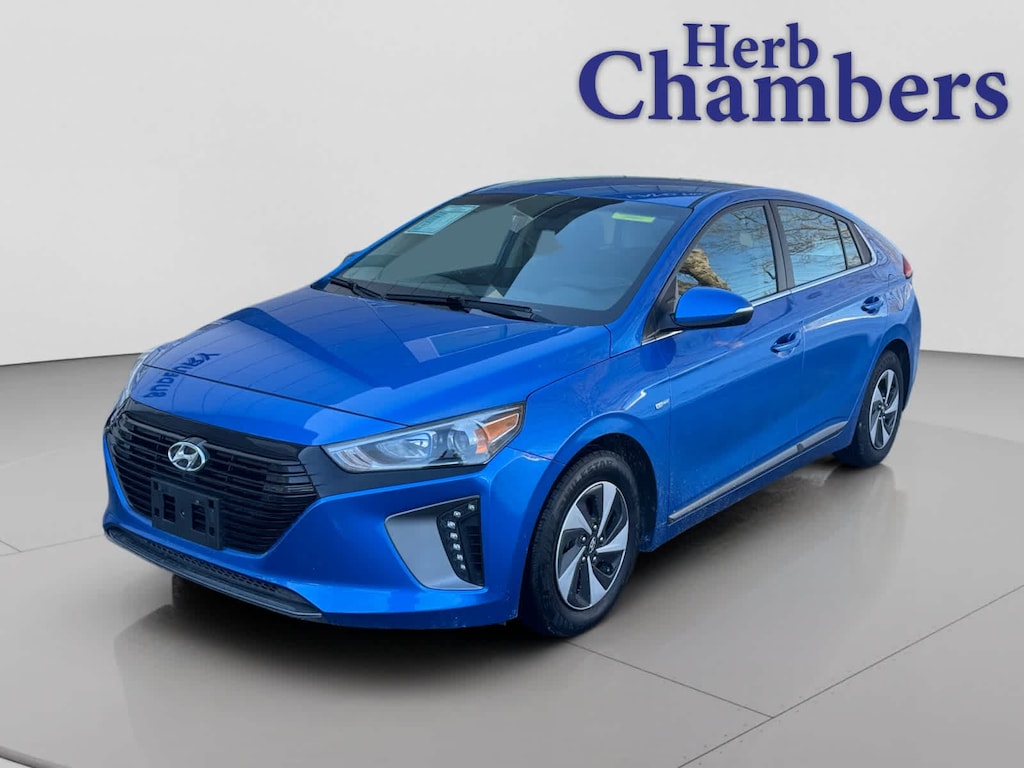 Used 2017 Hyundai Ioniq Hybrid SEL Hatchback