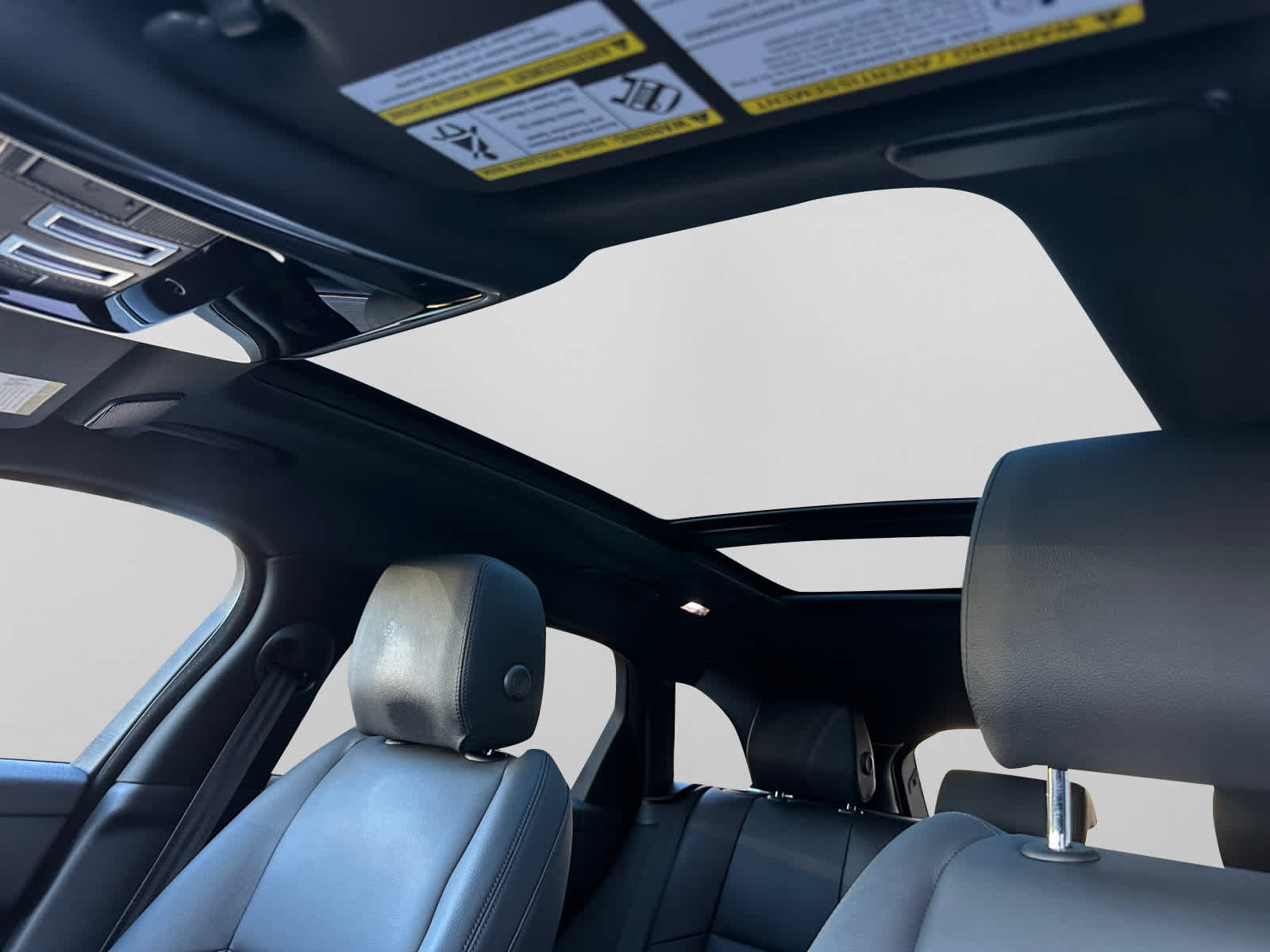 used 2025 Land Rover Range Rover Velar car, priced at $48,000