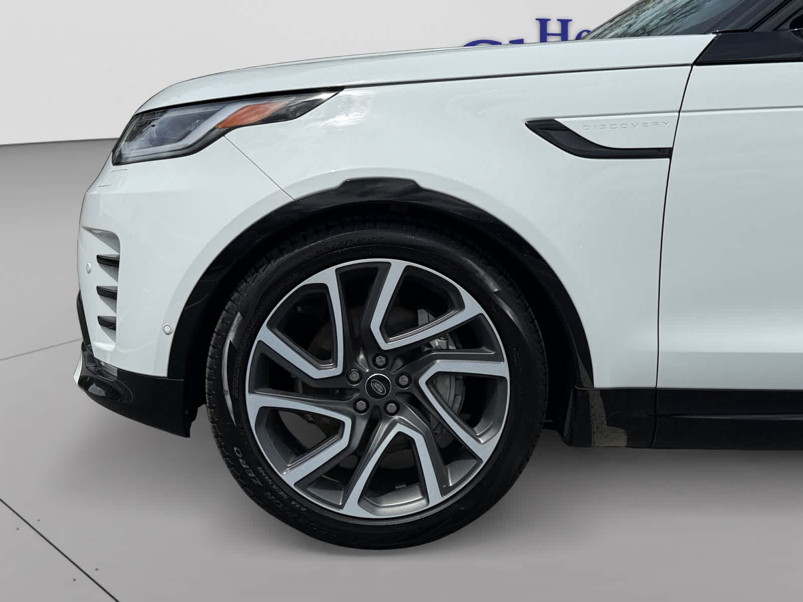 used 2025 Land Rover Discovery car, priced at $56,465