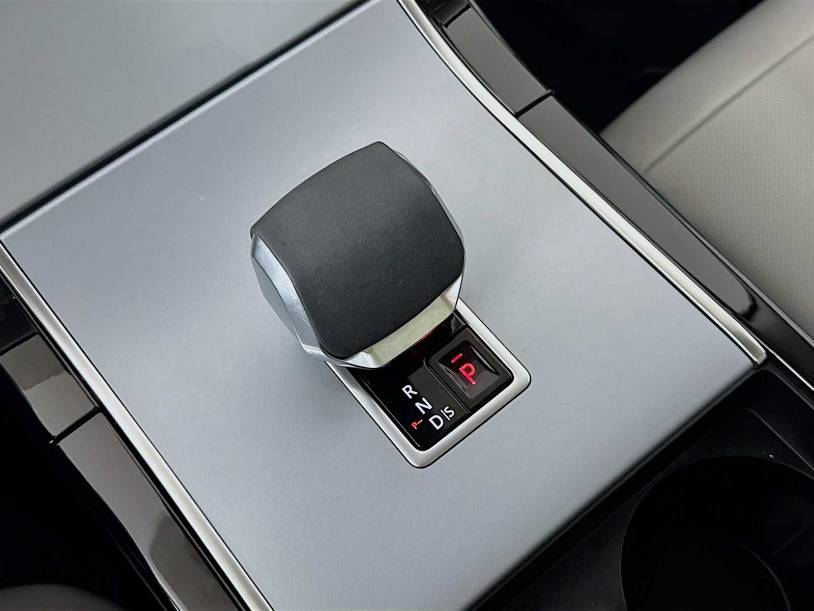 used 2025 Land Rover Range Rover Velar car, priced at $45,784