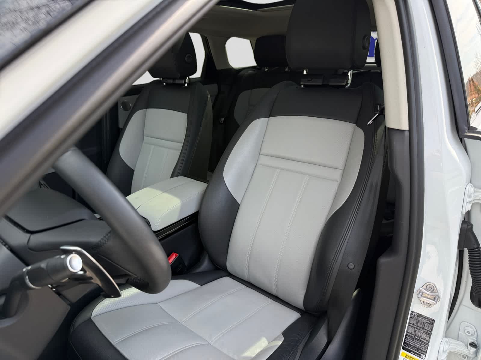 used 2025 Land Rover Range Rover Evoque car, priced at $42,000